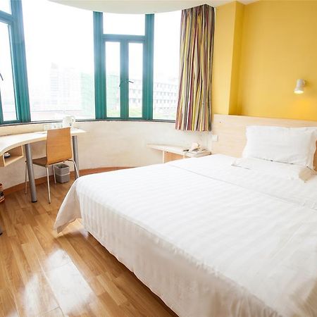 7Days Inn Beijing Liujiayao Station Bagian luar foto