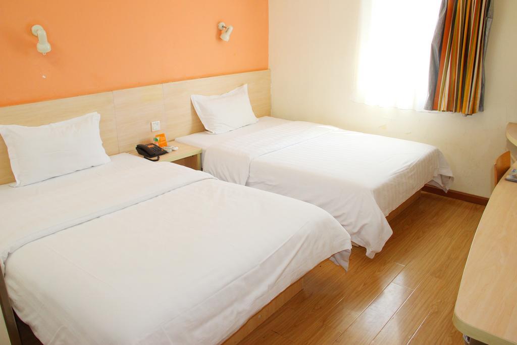 7Days Inn Beijing Liujiayao Station Bagian luar foto