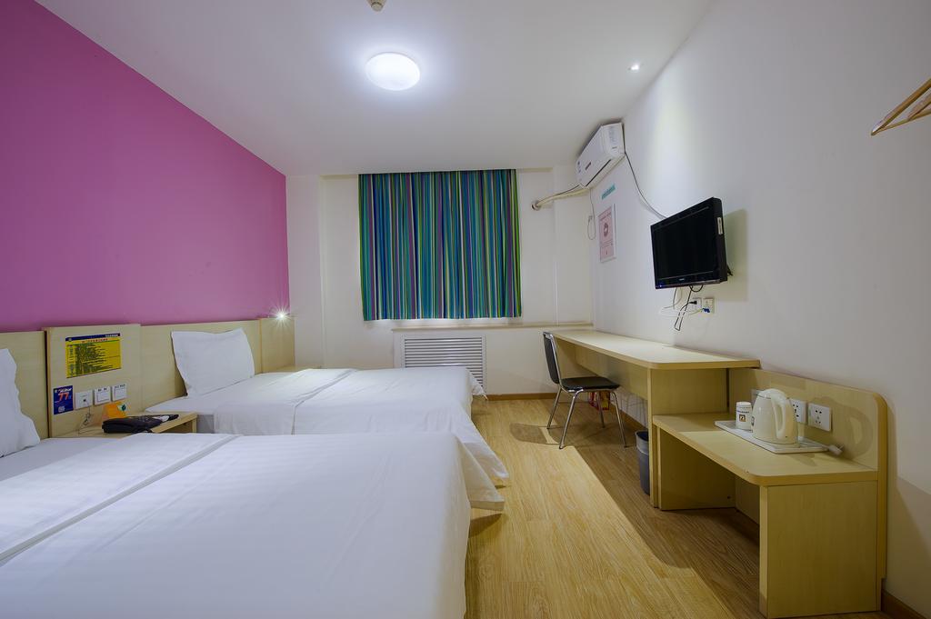 7Days Inn Beijing Liujiayao Station Bagian luar foto