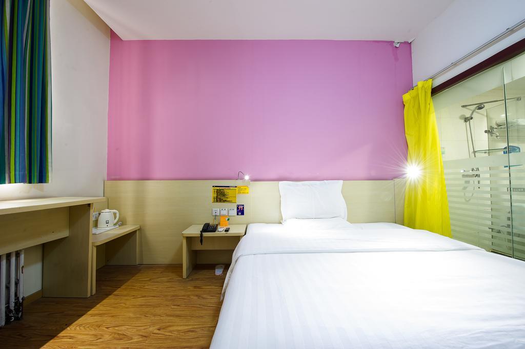 7Days Inn Beijing Liujiayao Station Bagian luar foto