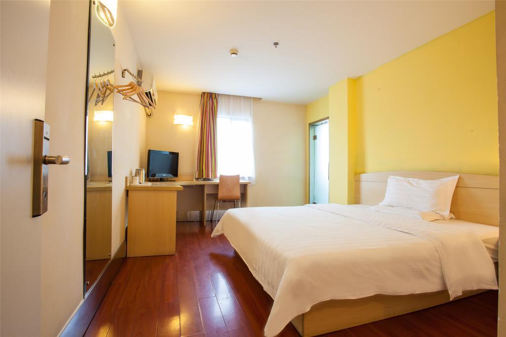 7Days Inn Beijing Liujiayao Station Bagian luar foto